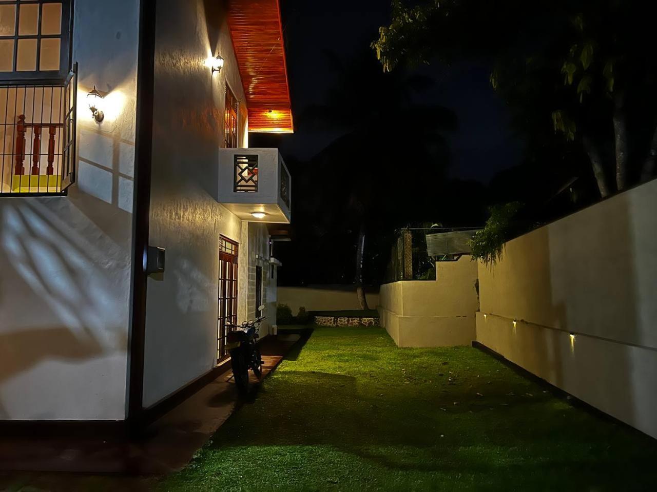 Urban Galle Villa Εξωτερικό φωτογραφία